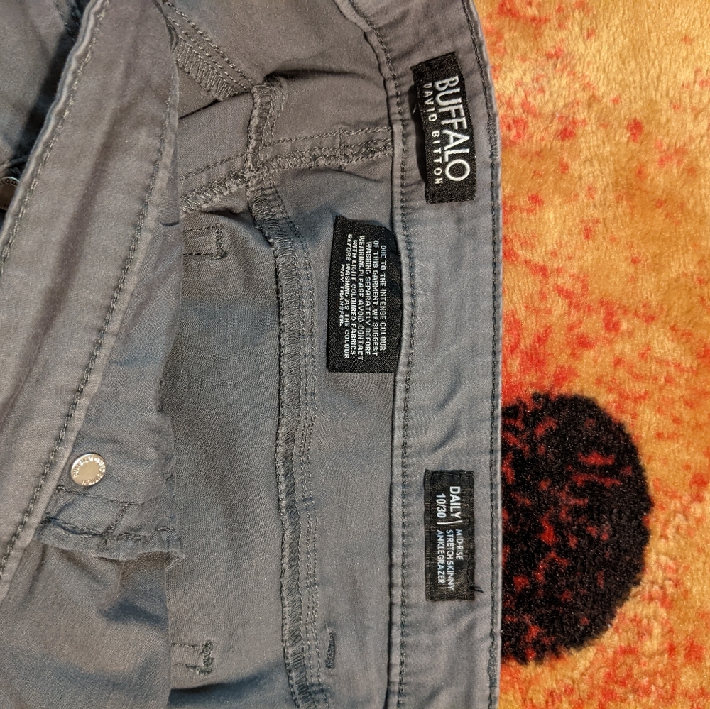 Women's jeans